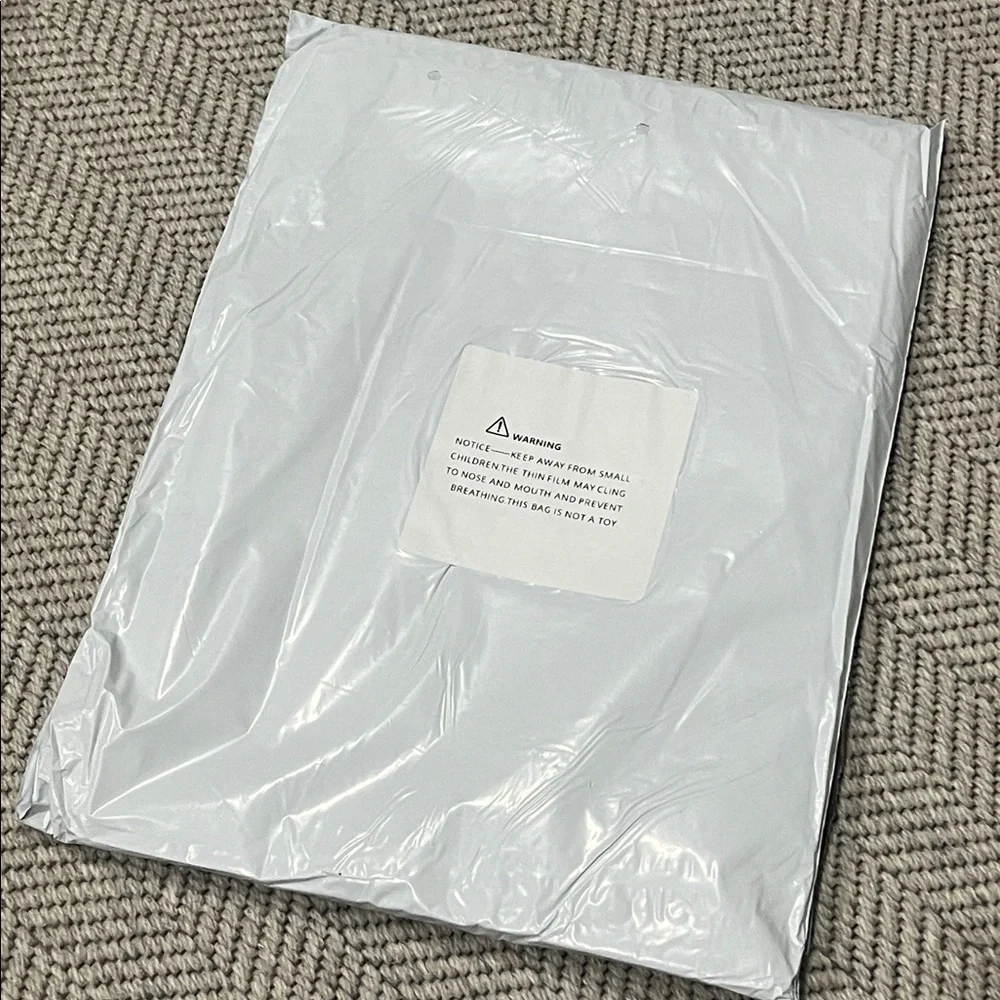 Metronic Poly Mailers 10x13 Inch 100Pack Shipping Bags Self Adhesive, Waterproof